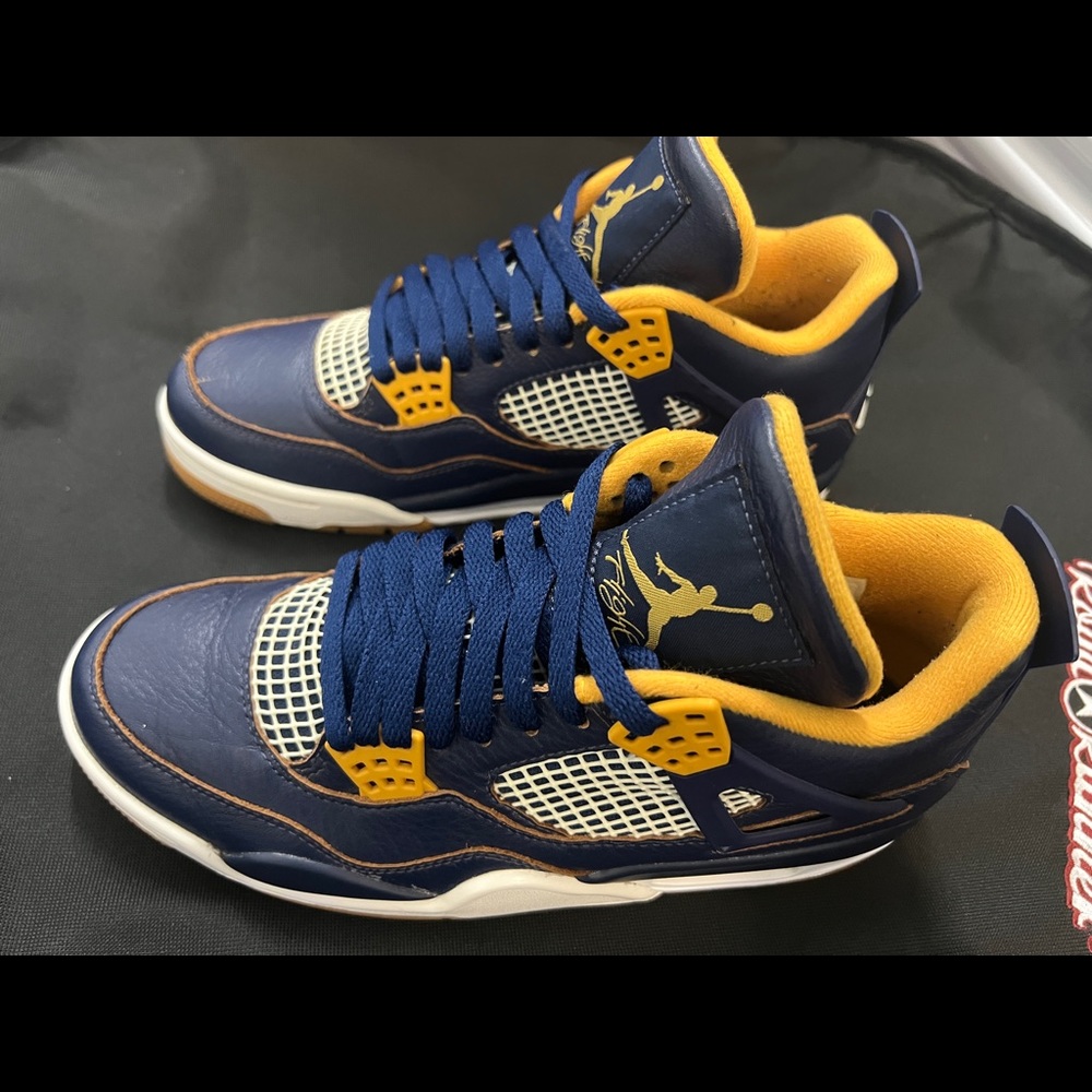 Jordan 4 Retro Dunk From Above Size 8 Mens (9.5 Womens)